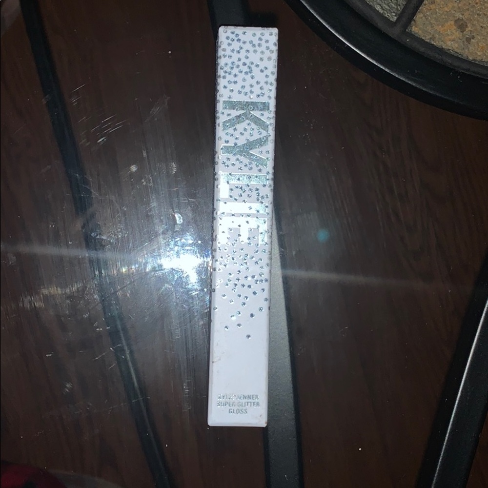 Kylie Jenner lip gloss in super glitter